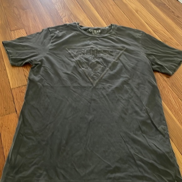 Guess men T-shirt - Picture 1 of 4